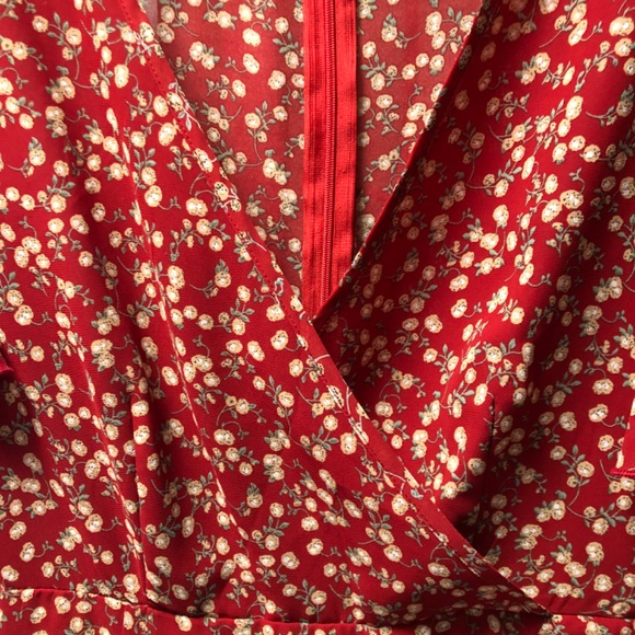 Shein Floral Flutter Sleeve ruffle dress size medium lined zip back - Picture 3 of 5